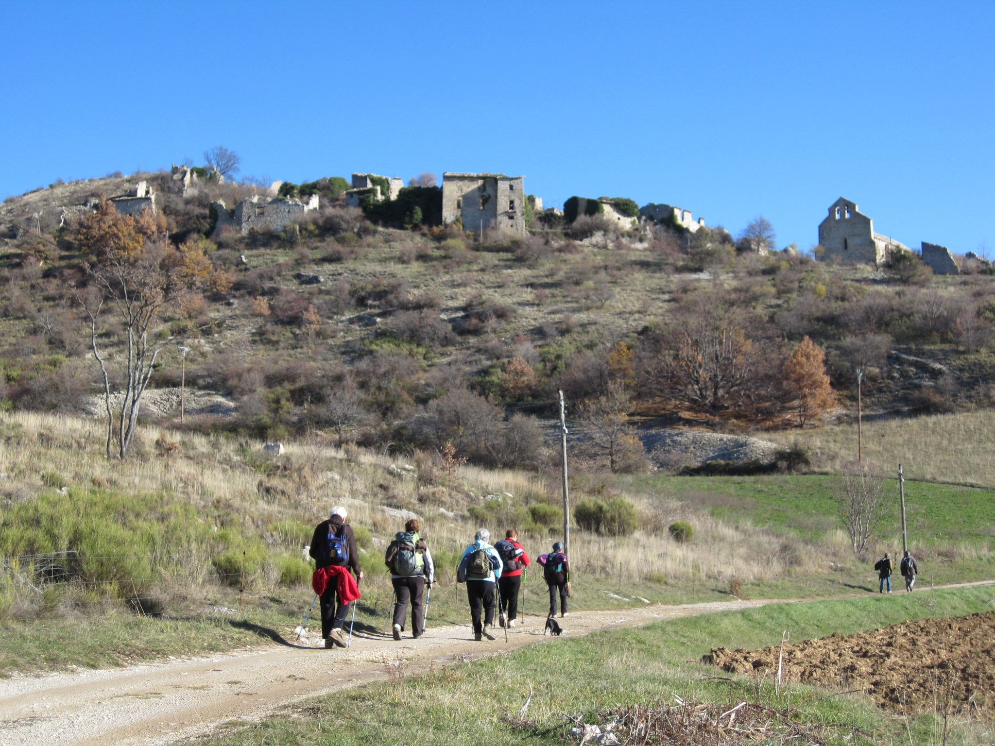 L'arrivée au village